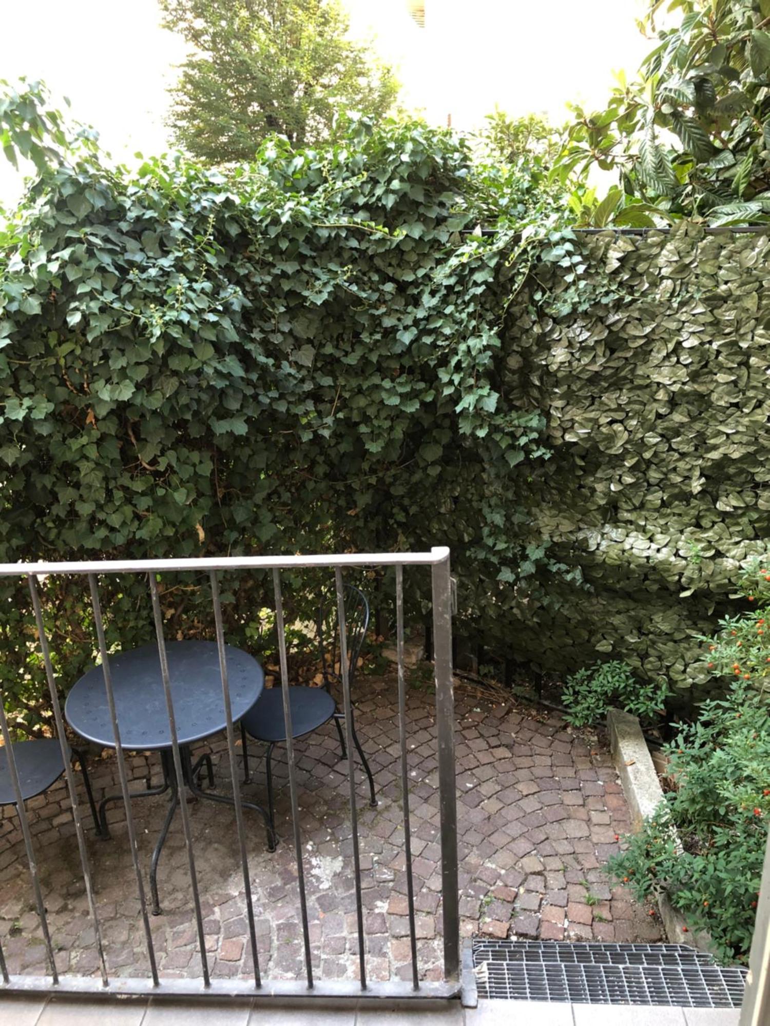 Lovely 2 Room Apartment With Small Garden Milão Exterior foto