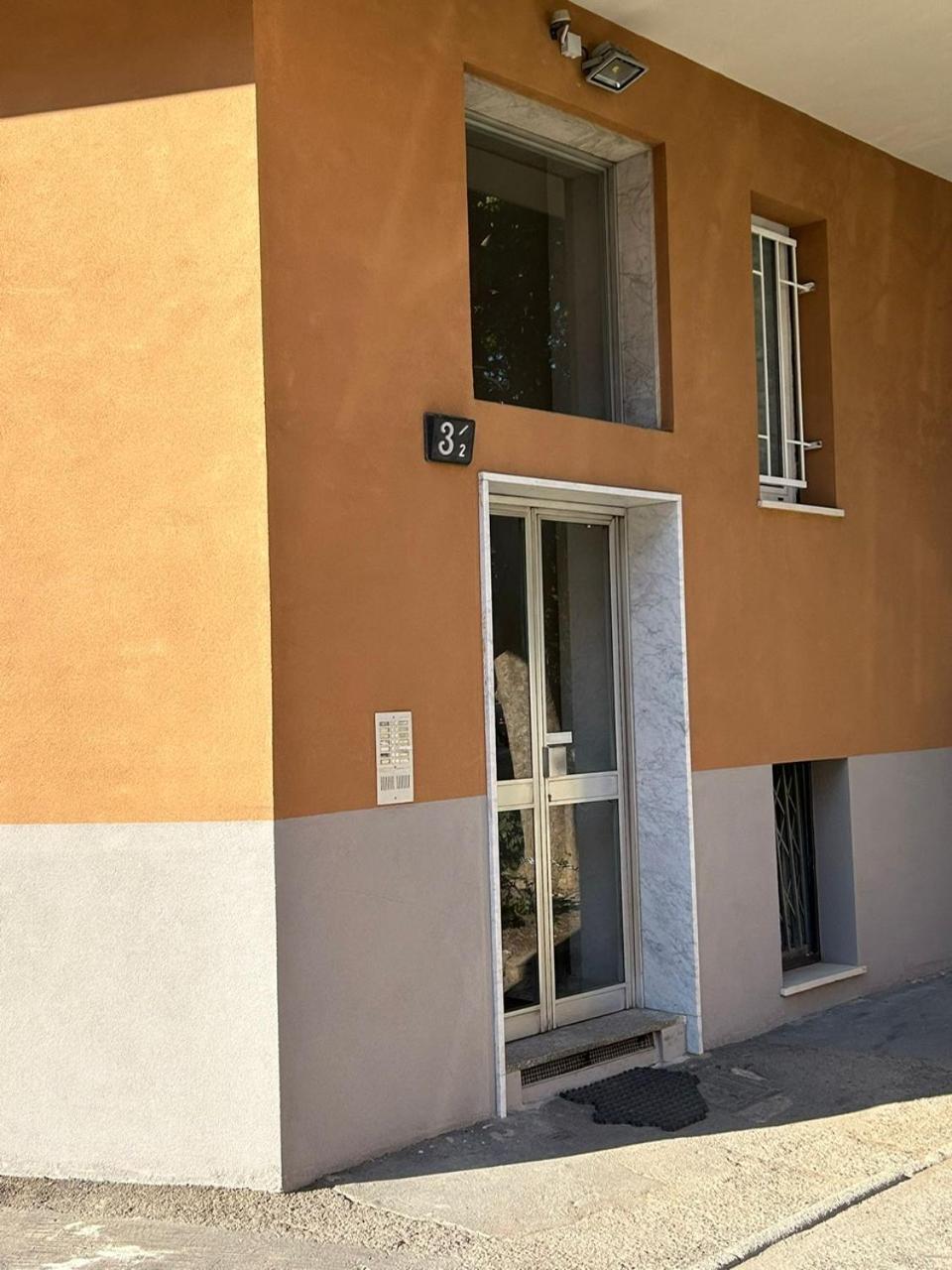 Lovely 2 Room Apartment With Small Garden Milão Exterior foto